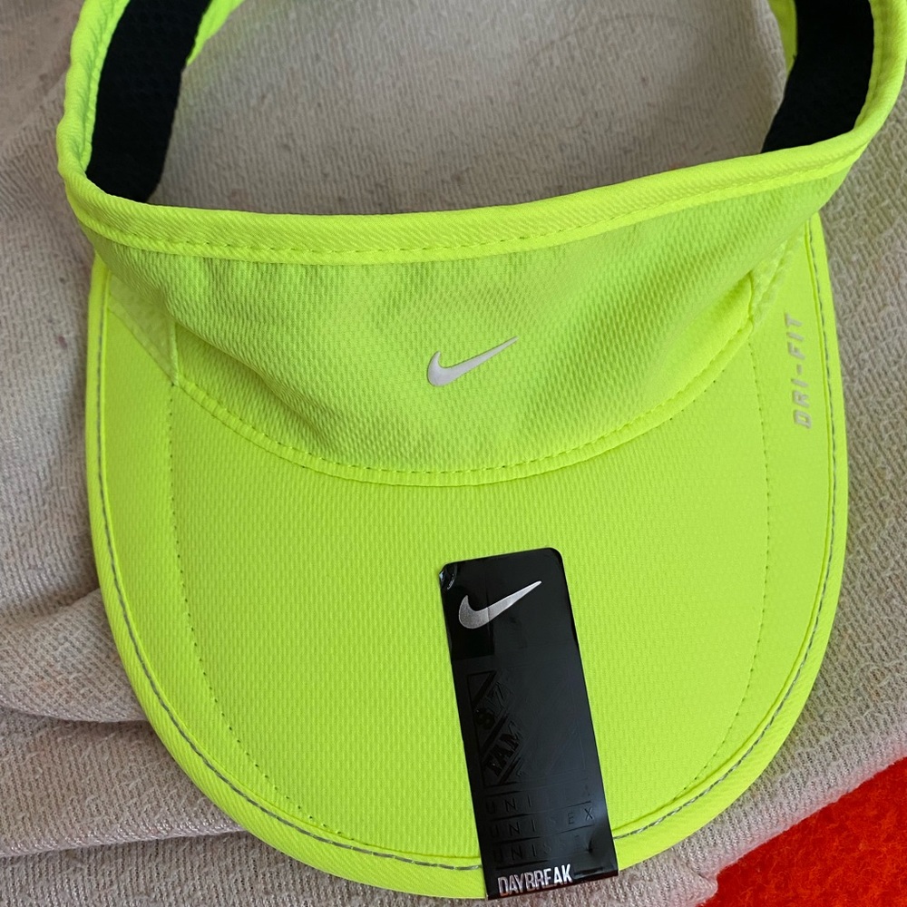 Nike Visor
